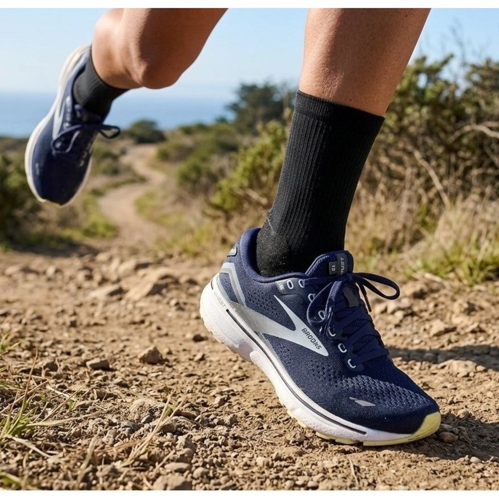 Brooks Ghost 15 Women 8.5 2A Narrow Navy Blue Running Shoes Sneakers